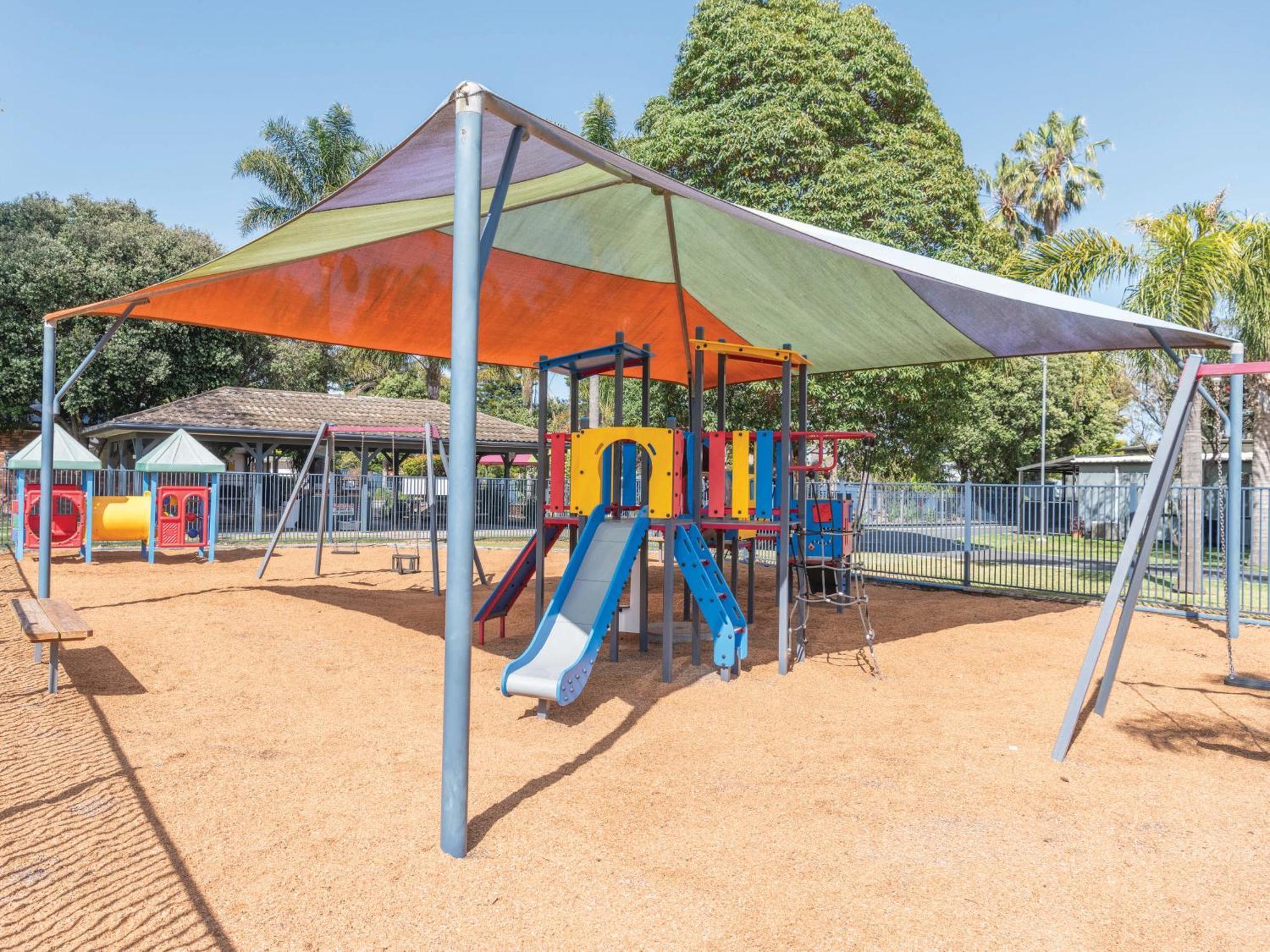 Barlings Beach Holiday Park Tomakin Bilik gambar