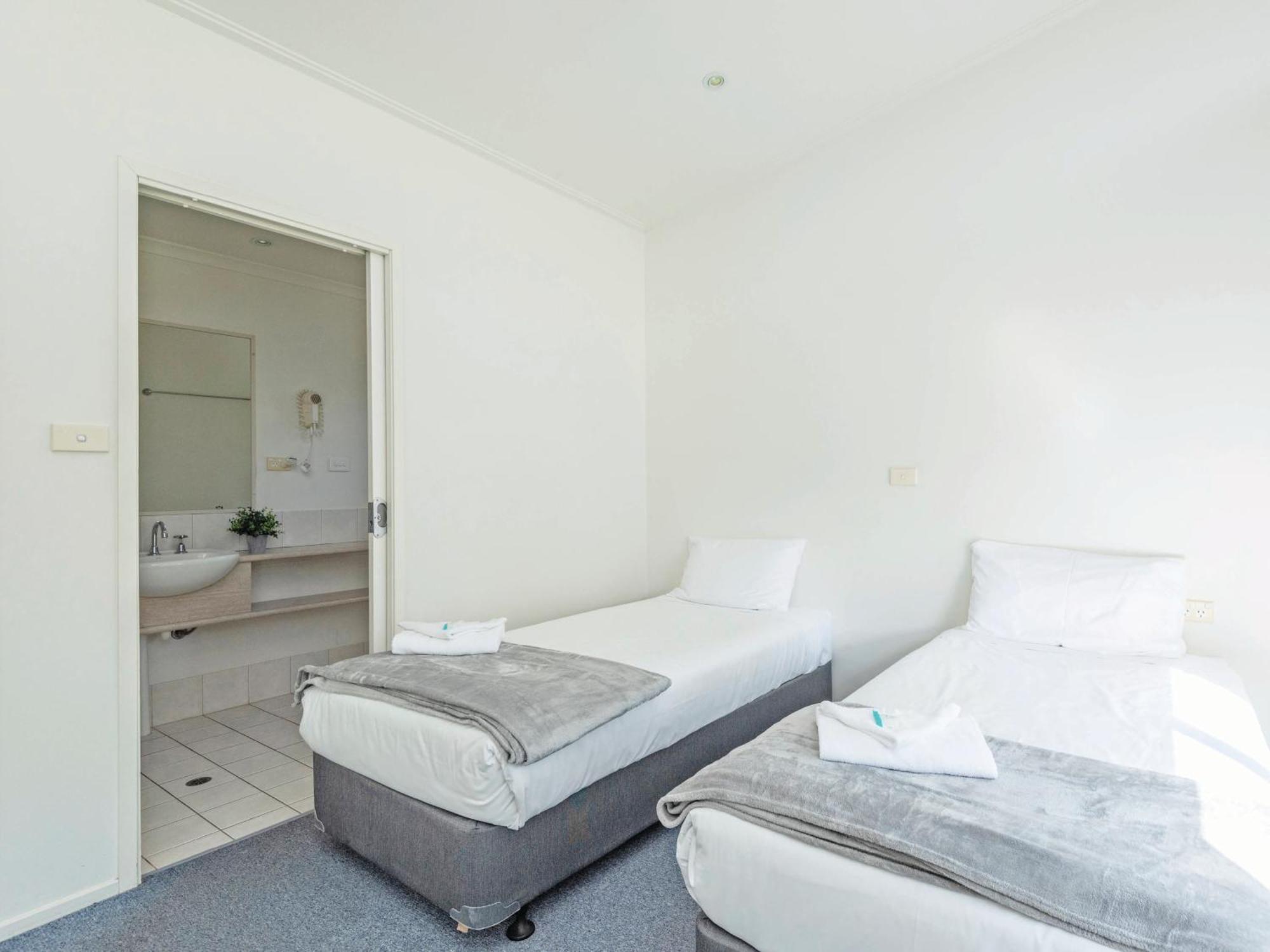 Barlings Beach Holiday Park Tomakin Bilik gambar